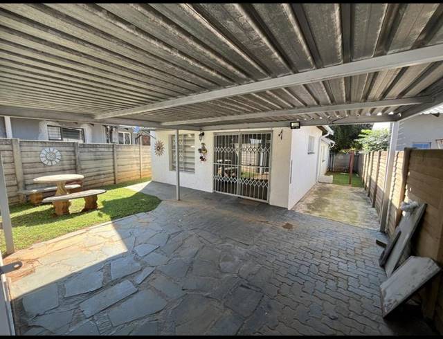 2 BEDROOM PROPERTY TO RENT IN TERENURE